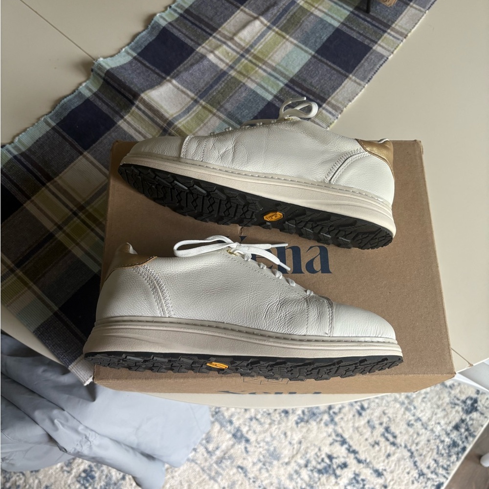 Women's White Leather Casual Lace-Up Sneakers with Tan Heel Accent